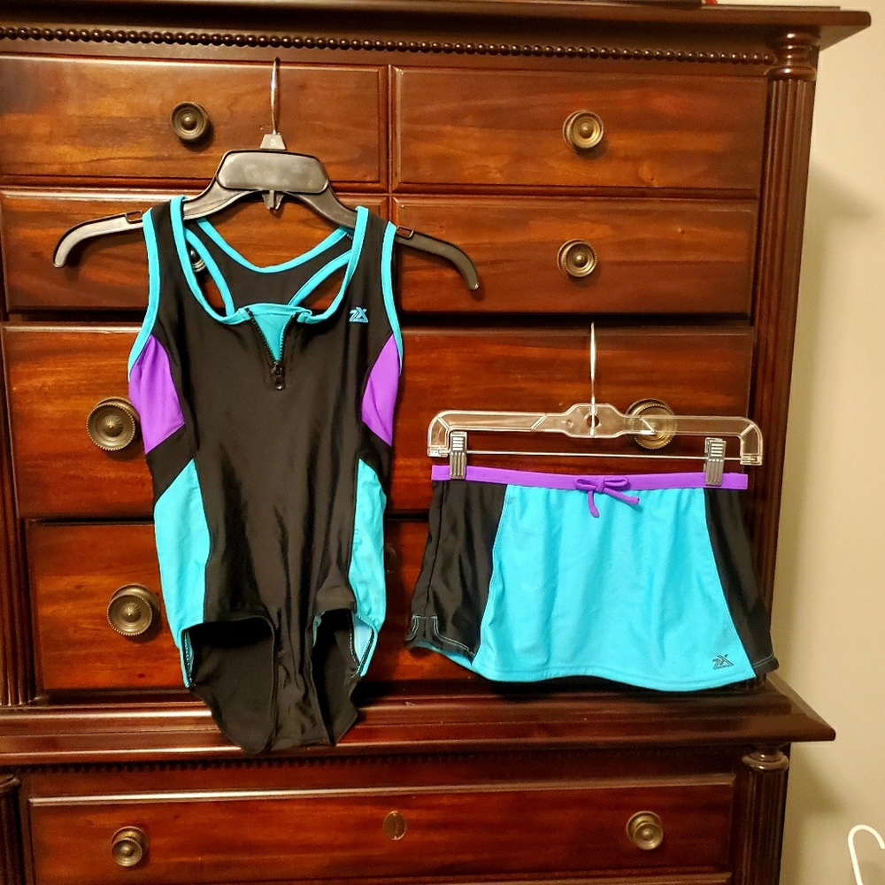 ZEROXPOSUR One Piece Swimsuit & Matching Skirt